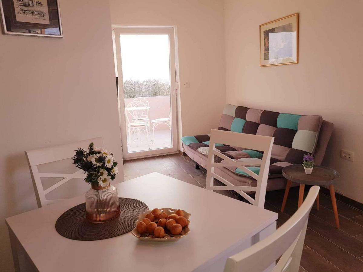 Apartmani Luce I Miho Nin Exterior photo